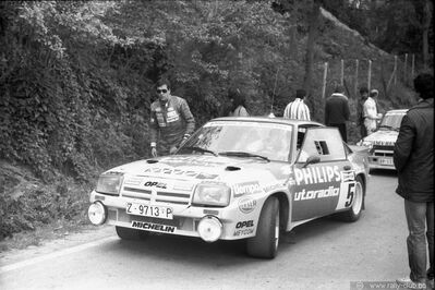 Benigno (Beny) Fernández - José López Orozco
17º Rally Albena / Zlatni Piassatzi / Bulgaria 1986. Opel Manta 400 (Z-9713-P). Clasificado 1º.

Del 10 al 11 de Mayo, Albena.
Superficie: asfalto - tierra.

El Rally tenia un total de 1134.68 km de los que 454.37 km divididos en 2 etapas y 33 tramos eran especiales.

Tomaron la salida 71 equipos, finalizaron 33.@
Palabras clave: ;Jose_Lopez_Orozco;Albena;Zlatni;Opel;Manta;Grupo_B;1986