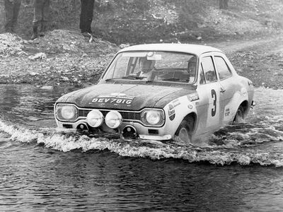Roger Clark - Jim Porter
9º Rally San Remo 1969. Ford Escort Twin Cam (BEV 781 G). Clasificado 10º.

Del 5 al 9 de Marzo, Sanremo
Superficie: tierra - nieve.

El Rally constaba de 97.70 km cronometrados divididos en 15 tramos especiales (uno de ellos fue cancelado SS14).

Tomaron la salida 89 equipos, finalizaron 26.@
Palabras clave: Roger_Clark;Ford;Escort;Sanremo;1969