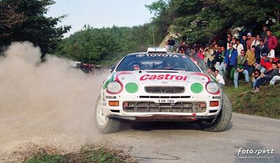 Juha Kankkunen - Nicky Grist
36º Rallye San Remo - Rallye de Italia 1994. Toyota Celica GT-Four -ST205- (K-AM 5058). Clasificado 7º.

Del 9 al 13 de Octubre, Sanremo, Liguria, Imperia, Italia.
Superficie: asfalto - tierra.

El Rally tenia un total de 2160.40 km de los que 526.03 km divididos en 26 tramos eran especiales (una de ellas fue cancelada SS17 Roncola de 9.40 km).

Se inscribieron 94 equipos, tomaron la salida 92, finalizaron 40.

© Fotosport
@
Palabras clave: ;Toyota;Celica;Sanremo;ST205;Italia;1994