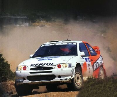 Carlos Sainz Cenamor - Lui­s Moya
44º Acropolis Rally 1997. Ford Escort WRC (P8 FMC). Clasificado 1º.

Del 7 al 11 de Junio, Atenas, Grecia.
Superficie: tierra.

El Rally tenia un total de 1259.69 Km de los que 402.86 Km divididos en 20 tramos eran especiales.

Se inscribieron 102 equipos, tomaron la salida 101, finalizaron 57.@
Palabras clave: ;Luis_Moya;Ford;Escort;WRC;Grecia;1997;Acropolis