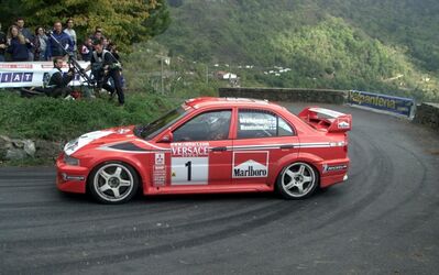 Tommi Mäkinen - Risto Mannisenmäki
47º Rallye Sanremo - Rallye d'Italia 2000. Mitsubishi Lancer Evo VI (V9 MMR). Clasificado 3º.

Del 19 al 22 de Octubre, Sanremo.
Superficie: asfalto.

El Rally tenia un total de 1065.75 Km de los que 382.79 Km divididos en 17 tramos eran especiales (uno de ellos fue cancelado SS15 Langan 2 de 37.81 Km.

Se inscribieron 123 equipos, tomaron la salida 115, finalizaron 62.@
Palabras clave: ;Mitsubishi;Lancer;Sanremo;2000