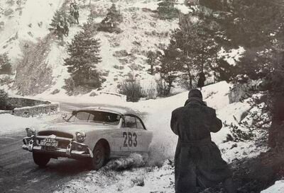 Uuno Lamminen - Matti Tainio
14º Rallye Automobile de Monte-Carlo 1954. Ford Comète V8 (LE 494).Clasificado 138º.

Del 18 al 25 de Enero, Monaco.
Superficie: asfalto - nieve.

Tomaron la salida 402 equipos, finalizaron 329.

PHOTO del libro de Maurice Louche "Rallye Monte-Carlo" 
@
Palabras clave: Ford;Montecarlo;1954