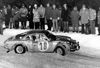 Jean-Claude Andruet - Michèle Espinos-Petit (Biche)
42º Rallye Automobile de Monte-Carlo 1973. Renault Alpine A110 1800 (8693 HG 76). Clasificado 1º.

Del 19 al 26 de Enero, Monte-Carlo.
Superficie: asfalto - nieve.

El Rally tenia un total de 4800 km de los que 456.50 km divididos en 18 tramos eran especiales, (2 ellas fueron canceladas SS10 Col de la Porte de 18.25 Km y SS11 La Cabanette de 18.25Km).

Tomaron la salida 278 equipos, finalizaron 51.@
Palabras clave: Jean-Claude_Andruet;Michele_Espinosi-Petit;Renault;Alpine;A110;Montecarlo;1973