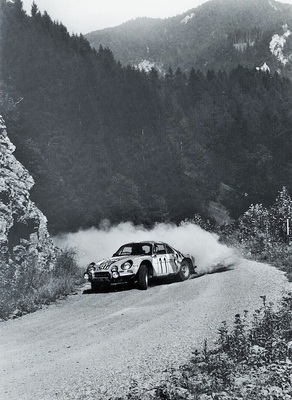 Jean-Pierre Nicolas - Michel Vial
44º Österreichische Alpenfahrt 1973. Renault-Alpine A110 1800 (9846 HL 76). Clasificado 5º.

Del 12 al 14 de Septiembre, Baden, Austria.
Superficie: tierra.

El Rallye tenia un total de 2,314.50 km de los que 324,50 km divididos en 31 tramos eran especiales (2 de ellos fueron cancelados, SS2 y SS22).

Se inscribieron 97 equipos, tomaron la salida 97, finalizaron 25.@
Palabras clave: ;Michel Vial;Austria;Renault;Alpine;A110;1973
