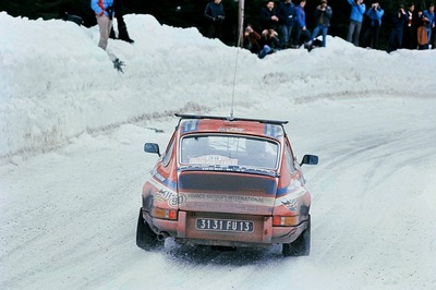 Gerard Swaton - Bernard Cordesse
45º Rallye Automobile de Monte-Carlo 1977. Porsche 911 Carrera RS 2.7 (3131 FU 13). Clasificado 5º.

Del 22 al 28 de Enero, Monte-Carlo .
Superficie: asfalto - nieve.

El Rally tenia un total de 4800 km de los que 540.50 km divididos en 27 tramos eran especiales (una de ellas fue cancelada SS2 Col de Fontbelle de 35.00 Km).

Se inscribieron 217 equipos, tomaron la salida 198, finalizaron 118 en lista, llegaron 47 en meta.@
Palabras clave: Porsche;Montecarlo;1977;Nieve