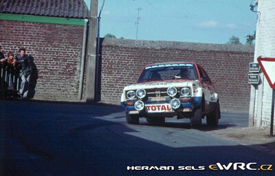 Kyösti Hämäläinen - Lionel Hennebel
14º 24 Heures d'Ypres 1978. Ford Escort RS 1800 MKII (PCA 42). Clasificado 5º.
Total Oil GB

Del 23 al 25 de Junio, Ypres • AC Targa Florio.
Superficie: asflto

El Rally constaba de 2 etapas con un total de 516.06 km divididos en 48 tramos cronometrados.

Tomaron la salida 178 equipos, finalizaron 59.

© Herman Sels
@@
Palabras clave: Ford;Escort;MKII;Ypres;1978