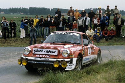 Bernard Béguin - Jean-Jacques Lenne
15º 24 Heures d,Ypres 1979. Porsche 911 SC (3587-UV-38). Clasificado 3º.

Del 30 de Junio al 1 de Julio, Ypres, Bélgica.
Superficie: asfalto.

El Rally constaba de 56 tramos especiales cronometrados. No sabemos cuantos kilómetros tenía ni totales ni de especiales.

Tomaron la salida 170 equipos, finalizaron 55.@
Palabras clave: ;Ypres;Porsche;1979