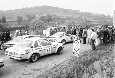 13º Rallye dell'Isola d'Elba 1980
77# Opel Ascona B 2.0 SR (VI 437679) de Massimo (Miki) Biasion - Tiziano Siviero, lasificado 4º.
Hawk Racing Club Srl

79# Opel Kadett GT/E de Antonio Ferrari - Alan Cornelli, abandonó.

81# Opel Kadett GT/E de Federico Canobbio - Roberto Canobbio, abandonó.


Del 17 al 19 de Abril, Portoferraio, Italia.
Superficie: asfalto - tierra.

Tomaron la salida 140 equipos, finalizaron 35.
@
Palabras clave: Elba;Opel;Ascona;1980