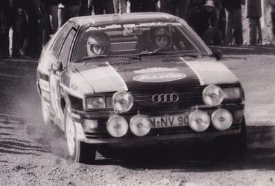 Michèle Mouton - Fabrizia Pons
15º Rallye de Portugal - Vinho do Porto 1981. Audi Quattro (IN-NV 90). Clasificada 4ª.

Del 4 al 7 de Marzo, Estoril, Cascais, Lisboa, Portugal.
Superficie: asfalto - tierra.

El Rally tenia un total de 2571.00 km de los que 678.00 km divididos en 46 tramos eran especiales.

Se inscribieron 110 equipos, tomaron la salida 95, finalizaron 24.@
Palabras clave: Michele_Mouton;Audi;Quattro;Portugal;1981;Mujeres;Womens