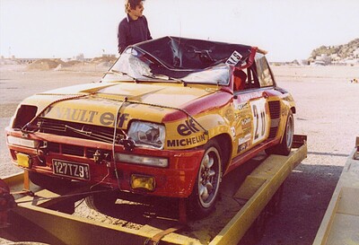 Bruno Saby - Daniel Le Saux
49º Rallye Automobile de Monte-Carlo 1981. Renault 5 Turbo (127 TZ 91). Abandonó por accidente en SS28 Annot - Pont de Villardon de 25.00 Km.

Del 24 al 30 de Enero, Monte-Carlo.
Superficie: asfalto / nieve.

El Rally tenia un total de 3930 km de los que 757 km divididos en 32 tramos, eran especiales.

Se inscribieron 274, tomaron la salida 263, finalizaron 133.@
Palabras clave: Renault;Turbo;Montecarlo;1981;Crash