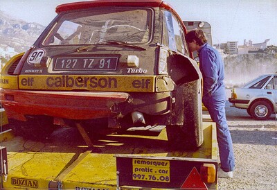 Bruno Saby - Daniel Le Saux
49º Rallye Automobile de Monte-Carlo 1981. Renault 5 Turbo (127 TZ 91). Abandonó por accidente en SS28 Annot - Pont de Villardon de 25.00 Km.

Del 24 al 30 de Enero, Monte-Carlo.
Superficie: asfalto / nieve.

El Rally tenia un total de 3930 km de los que 757 km divididos en 32 tramos, eran especiales.

Se inscribieron 274, tomaron la salida 263, finalizaron 133.@
Palabras clave: Renault;Turbo;Montecarlo;1981;Crash