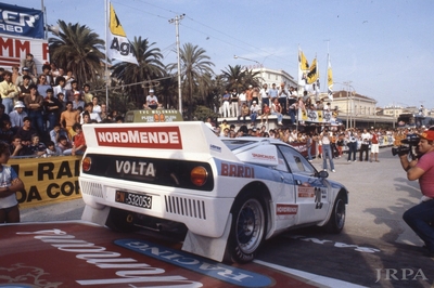 Fulvio Bacchelli - Paolo Spollon
24º Rally de Sanremo 1982. Lancia 037 Rally (CN 532053). Abandonó por exceso de penalización.
Volta

Del 3 al 9 de Octubre, Sanremo, Imperia, Liguria, Italia.
Superficie: asfalto - tierra.

El Rally tenia un total de 2663 km de los que 735.44 km divididos en 56 tramos eran especiales.

Tomaron la salida 90 equipos, finalizaron 27.@
Palabras clave: Lancia;Grupo_B;Sanremo;1982
