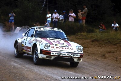 Antonio Zanini - Víctor Sabater
15º Int. Hunsrück-Rallye 1982. Porsche 911 SC (2501 SF 34). Clasificado 5º.
Alméras / Esso

Del 15 al 18 de Julio, Trier, Alemania.
Superficie: asfalto - tierra.

El Rally constaba de 2 etapas con un total de 1100.00 km de los que 628.19 km divididos en 32 tramos eran cronometrados.

Tomaron la salida 202 equipos, finalizaron 117.

© Herman Sels
@
Palabras clave: Porsche;Hunsruck_Rallye;1982