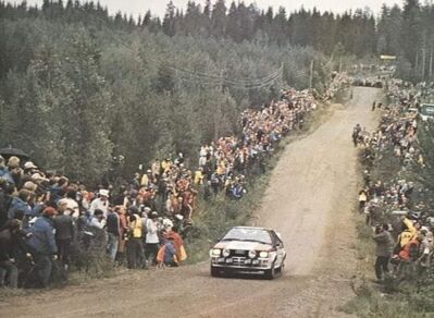 Michèle Mouton - Fabrizia Pons
32º Rally of the 1000 Lakes 1982. Audi Quattro (IN-NK 84). Abandonó por accidente en SS16 Korpijarvi de 3.74 km

Del 27 al 29 de Agosto, Jyväskylä, Finlandia.
Superficie: tierra.

El Rally tenia un total de 1432.00 km de los que 479.82 km divididos en 47 tramos eran especiales, (una de ellas fue cancelada SS39 Kalasaari de8.85 km).

Tomaron la salida 154 equipos, finalizaron 68.@
Palabras clave: Michele_Mouton;Audi;Quattro;Finlandia;1982;Womens;Mujeres