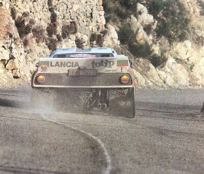 Massimo "Miki" Biasion - Tiziano Siviero
53º Rallye Automobile de Monte-Carlo 1985. Lancia Rally 037 (TO W67783). Clasificado 9º.
Jolly Club

Del 26 de Enero al 1 de Febrero, Monte-Carlo.
Superficie: asfalto -nieve.

El Rally tenía un total de 3999.00 km de los que 851.10 km divididos en 34 tramos eran especiales (1 de ellos fue cancelado SS17).

Tomaron la salida 117 equipos, finalizaron 68.@
Palabras clave: Lancia;Montecarlo;1985;nieve