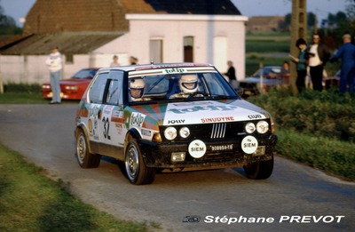 Michele Rayneri - Luigi Pirollo
21º 24 Heures d'Ypres 1985. Fiat Ritmo Abarth 130 TC (TO 90889A). Clasificado 9º.
Jolly Club Totip

Del 28 al 30 de Junio, Ypres, Bélgica.
Superficie: asfalto con 524.00 km cronometrados.

Tomaron la salida 148 equipos, finalizaron 73.

PHOTO Stéphane Prevot
@@
Palabras clave: Fiat;Ritmo;Abarth;Ypres;1985