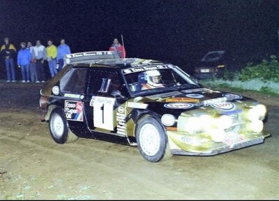 Fabrizio Tabaton - Luciano Tedeschini
34º Rally Costa Brava 1986. Lancia Delta S4 (A6 37567). Clasificado 1º.
Grifone Esso

Del 21 al 23 de Febrero, Lloret de Mar, Girona, Catalunya, España.
Superficie: asfalto - tierra.

El Rally tenia un total de 1293.91 Km de los que 557.07 Km divididos en 29 tramos eran especiales.

Se inscribieron 110 equipos, tomaron la salida 94, finalizaron 30.@
Palabras clave: Lancia;Delta;S4;Costa_Brava;1986;Grupo_B