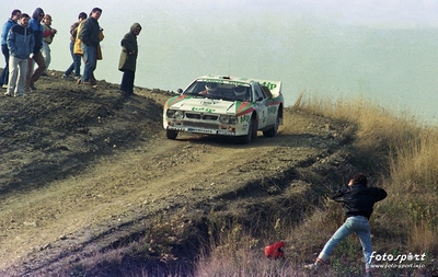 Massimo Ercolani - Loris Roggia
14º Marlboro San Marino Rally - Marlboro Challenge Trophy 1986. Lancia Rally 037. Clasificado 2º.
Jolly Club Totip

Del 6 al 9 de Noviembre, San Marino.
Superficie: tierra - asfalto.

El Rally constaba de 350 km cronometrados divididos en 24 tramos especiales.

Tomaron la salida 62, finalizaron 25.

© fotosport
@
Palabras clave: Lancia;Rally;Grupo_B;San_Marino;1986