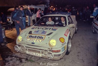 Mark Lovell - Roger Freeman
35º Lombard RAC Rally 1986. Ford RS200 (C200 KHJ). Abandonó por fuego en SS21 Cardrona de 9.78 Km.
Ford Motor Co. Ltd.

Del 16 al 19 de Noviembre, Bath, Inglaterra.
Superficie: Tierra.

El Rally un total de 2537.93 km de los que 515.04 km divididos en 45 tramos eran especiales.

Tomaron la salida 149 equipos, finalizaron 83.

© Dave Greatrex
@
Palabras clave: Ford;RS200;Gran_Bretaña;1986;Grupo_B;Inglaterra