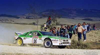 Srefano Rosina - Dario Paglia
28º Rally Sanremo 1986. Lancia Rally 037. Abandonó por accidente.

Del 13 al 17 de Octubre, Sanremo, Imperia, Italia.
Superficie: asfalto - tierra.

El Rally tenía un total de 2148.69 Km de los que 532.60 Km divididos en 40 tramos eran especiales (2 de ellos fueron cancelados SS8 Santa Luce de 12.30 Km y SS22 La Sela 2 de 10.15 Km).

Tomaron la salida 118 equipos, finalizaron 38.@
Palabras clave: Lancia;Grupo_B;Sanremo;1986