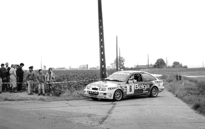 Robert Droogmans - Ronny Joosten
24º Ypres 24 Hours Rally 1988. Ford Sierra RS Cosworth (FND-618). Clasificado 1º.
R.A.S. Sport - Belga Team Texaco

Del 24 al 26 de Junio, Ypres.
Superficie: asfalto.

El Rally constaba de 6 etapas con 375.15 km cronometrados divididos en 37 tramos especiales.

Tomaron la salida 138 equipos, finalizaron 73.

© Stéphane Lhonnay
@@
Palabras clave: Ford;Sierra;Cosworth;Ypres;1988