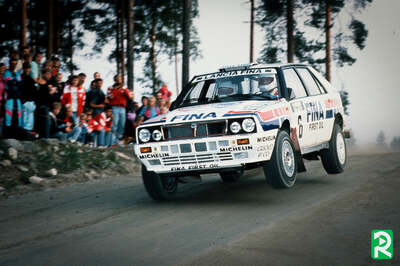Didier Auriol - Bernard Occelli
41º 1000 Lakes Rally 1991. Lancia Delta Integrale 16V. Clasificado 2º.

Del 22 al 25 de Agosto, Laajavuori, Jyväskylä, Finlandia.
Superficie: tierra.

El Rally tenia un total de 1660.31 km de los que 524.26 km divididos en 42 tramos eran especiales.

Se inscribieron 148 equipos, finalizaron 88.@
Palabras clave: Didier_Auriol;Lancia;Delta;Finlandia;1991