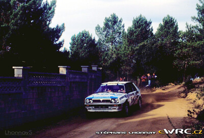 Jorge Recalde - Martin Christie
27º Rallye España - Catalunya Costa Brava 1991. Lancia Delta Integrale 16V (TO 40002P). Clasificado 6º.

Del 10 al 13 de Noviembre, Lloret de Mar, Girona, Catalunya, España.
Superficie: asfalto - tierra.

El Rally tenia un total de 1606.98 km de los que 594.01 km divididos en 35 tramos eran especiales, (2 de ellas fueron canceladas SS4 Sant Hilari - Osor de 13.57 Km y SS29 Riera de Merles de 14.36 Km).

Tomaron la salida 76 equipos, finalizaron 33.

Foto en SS21 Castellnou - Castelladrall de 24.53 km.

© Stéphane Lhonnay
@@
Palabras clave: Jorge_Recalde;Lancia;Delta;Integrale;Catalunya;1991