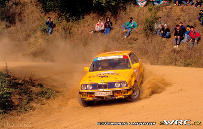 Jose-Maria Ponce - Jose Carlos Deniz
27º Rallye Catalunya - Costa Brava - Rallye de España 1991. BMW 325i E30 (GC-6628-AB). clasificado 10º.
Sauermann Competición

Del 10 al 13 de Noviembre, Lloret de Mar, Girona, Catalunya, España.
Superficie: asfalto - tierra.

El Rally tenia un total de 1606.98 km de los que 594.01 km divididos en 35 tramos eran especiales, (2 de ellas fueron canceladas SS4 Sant Hilari - Osor de 13.57 Km y SS29 Riera de Merles de 14.36 Km).

Tomaron la salida 76 equipos, finalizaron 33.

© Stéphane Lhonnay
@
Palabras clave: Catalunya;Costa_Brava;BMW;1991;España;Spain