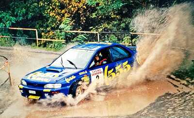 Piero Liatti - Fabrizia Pons
38º Rallye Sanremo - Rallye d'Italia 1996. Subaru Impreza 555 (N555 BAT). Abandonó por problemas eléctricos en SS12 Monte Ceppo de 40,76 Km.

Del 13 al 16 de Octubre, Sanremo, Liguria, Imperia, Italia.
Superficie: asfalto - tierra.

El Rally tenia un total de 1958.12 km de los que 413.32 km divididos en 18 tramos eran especiales (una de ellas fue cancelada SS1 Nerbisci 1 de 32.17 Km a causa del fuerte accidente de Tommi Mäkinen - Seppo Harjanne del que por suerte salieron ilesos).

Tomaron la salida 108 equipos, finalizaron 47.@
Palabras clave: Piero_Liatti;Subaru;Impreza;Sanremo;1996