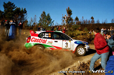 Carlos Sainz - Luís Moya
33º TAP Rallye de Portugal 1999. Toyota Corolla WRC (K-AM 152). Clasificado 2º.
Toyota Castrol Team

Del 21 al 24 de Marzo, Matosinhos, Porto, Portuigal.
Superficie: tierra. 

El Rally tení­a un total de 1768.61 km de los que 399.51 km divididos en 23 tramos eran especiales (dos de ellos fueron cancelados SS18 Arganil - Coja 2 de 20.96 km y SS19 Salgueiro - Gois 2 de 19.70 km).

Se inscribieron 117 equipos, tomaron la salida 117, finalizaron 56.

© Jan Marek
@@
Palabras clave: Toyota;Corolla;WRC;Portugal;1999