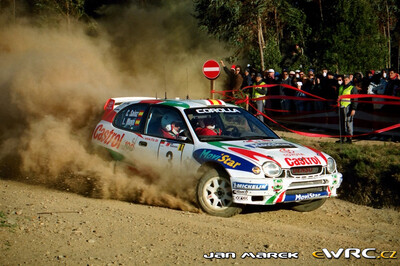 Carlos Sainz - Luís Moya
33º TAP Rallye de Portugal 1999. Toyota Corolla WRC (K-AM 152). Clasificado 2º.
Toyota Castrol Team

Del 21 al 24 de Marzo, Matosinhos, Porto, Portuigal.
Superficie: tierra. 

El Rally tení­a un total de 1768.61 km de los que 399.51 km divididos en 23 tramos eran especiales (dos de ellos fueron cancelados SS18 Arganil - Coja 2 de 20.96 km y SS19 Salgueiro - Gois 2 de 19.70 km).

Se inscribieron 117 equipos, tomaron la salida 117, finalizaron 56.

© Jan Marek
@@
Palabras clave: Toyota;Corolla;WRC;Portugal;1999