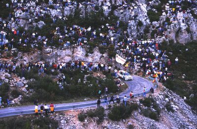 Didier Auriol - Denis Giraudet
35º Rallye Catalunya - Costa Brava - Rallye de España 1999. Toyota Corolla WRC (K-AM 941). Clasificado 2º.
Toyota Castrol Team

Del 19 al 21 de Abril, Lloret de Mar, Girona, Catalunya, España.
Superficie: asfalto.

El Rally tenia un total de 1713.31 km de los que 396.01 km divididos en 19 tramos eran especiales.

Se inscribieron 109 equipos, tomaron la salida 109, finalizaron 56.@
Palabras clave: Catalunya;España;Spain;Toyota;Corolla;WRC;1999