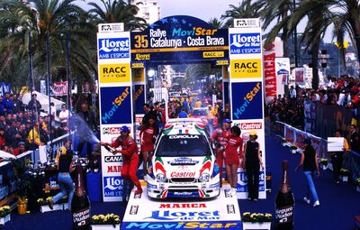 Didier Auriol - Denis Giraudet
35º Rallye Catalunya - Costa Brava - Rallye de España 1999. Toyota Corolla WRC (K-AM 941). Clasificado 2º.
Toyota Castrol Team

Del 19 al 21 de Abril, Lloret de Mar, Girona, Catalunya, España.
Superficie: asfalto.

El Rally tenia un total de 1713.31 km de los que 396.01 km divididos en 19 tramos eran especiales.

Se inscribieron 109 equipos, tomaron la salida 109, finalizaron 56.@
Palabras clave: Catalunya;España;Spain;Toyota;Corolla;WRC;1999