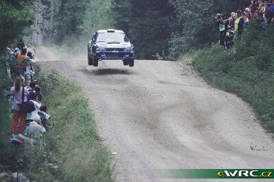 Richard Burns - Robert Reid
49º Neste Rally Finland 1999. Subaru Impreza S5 WRC '99 (T12 SRT). Clasificado 2º.
Subaru World Rally Team

Del 20 al 22 de Agosto, Jyväskylä.
Superficie: tierra.

El Rally tenia un total de 1218.42 km de los que 377.26 km divididos en 23 tramos eran especiales.

Se inscribieron 131 equipos, tomaron la salida 129, finalizaron 64.

© eWRC
@@
Palabras clave: Subaru;Impreza;WRC;Finlandia;1999