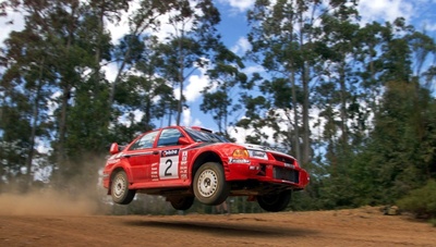 Freddy Loix - Sven Smeets
12º Telstra Rally Australia 1999. Mitsubishi Lancer Evo V (T2 MMR). Clasificado 4º.

Del 4 al 7 de Noviembre, Perth.
Superficie: tierra.

El Rally tenia un total de 1424.33 Km de los que 395.88 Km divididos en 23 tramos eran especiales.

Se inscribieron 89 equipos, tomaron la salida 84, finalizaron 49.@
Palabras clave: Mitsubishi;Lancer;Australia;1999;