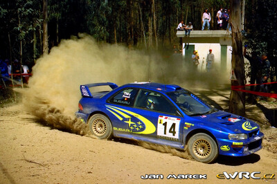 Bruno Thiry - Stéphane Prévot
33º TAP Rallye de Portugal 1999. Subaru Impreza S5 WRC '99 (S9 SRT). Clasificado 4º.
Subaru World Rally Team

Del 21 al 24 de Marzo, Matosinhos, Porto, Portuigal.
Superficie: tierra.

El Rally tení­a un total de 1768.61 km de los que 399.51 km divididos en 23 tramos eran especiales (dos de ellos fueron cancelados SS18 Arganil - Coja 2 de 20.96 km y SS19 Salgueiro - Gois 2 de 19.70 km).

Se inscribieron 117 equipos, tomaron la salida 117, finalizaron 56.

© Jan Marek
@@
Palabras clave: Subaru;Impreza;WRC;Portugal;1999