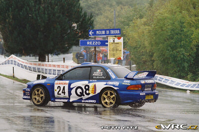 Gianfranco Cunico - Luigi Pirollo
41º Rallye Sanremo - Rallye d'Italia 1999. Subaru Impreza S5 WRC '97 (P200 ALL). Clasificado 9º.
Aimont Racing Team

Del 11 al 13 de Octubre, Sanremo, Liguria, Imperia, Italia.
Superficie: asfalto.

El Rally tenia un total de 1384.58 Km de los que 384.88 Km divididos en 18 tramos, eran especiales.

Se inscribieron 124 equipos, tomaron la salida 119, finalizaron 55.

© Petr Fitz
@@
Palabras clave: Subaru;Impreza;WRC;1999