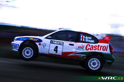 Didier Auriol - Denis Giraudet
49º Neste Rally Finland 1999. Toyota Corolla WRC (K-AM 791). Abandonó en SS22 Tammimäki 2 de 9.27 km.
Desconocemos el motivo de dicho abandono.
Toyota Castrol Team

Del 20 al 22 de Agosto, Jyväskylä.
Superficie: tierra.

El Rally tenia un total de 1218.42 km de los que 377.26 km divididos en 23 tramos eran especiales.

Se inscribieron 131 equipos, tomaron la salida 129, finalizaron 64.

© eWRC
@@
Palabras clave: Toyota;Corolla;WRC;Finlandia;1999