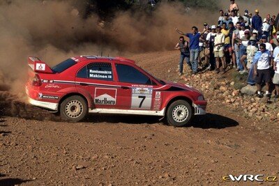 Tommi Mäkinen - Risto Mannisenmäki
48º Acropolis Rally 2001. Mitsubishi Lancer Evo 6.5 (W2 MMR). Clasificado 4º.
Marlboro Mitsubishi Ralliart

Del 14 al 17 de Junio, Atenas, Grecia.
Superficie: tierra.

El Rally tenia un total de 1613.98 km de los que 387.41 km divididos en 20 tramos eran especiales ((uno de ellos fue cancelado SS5 Elatia de 31.40 Km).

Tomaron la salida 110 equipos, finalizaron 47.

© eWRC
@
Palabras clave: Mitsubishi;Lancer;Acropolis;Grecia;2001