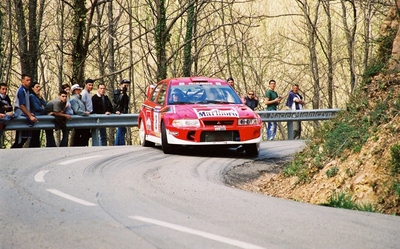 Freddy Loix - Sven Smeets
37º Rallye Catalunya - Costa Brava - Rallye de España 2001. Mitsubishi Carisma GT Evo VI (X3 MMR). Clasificado 4º.
Marlboro Mitsubishi Ralliart

Del 22 al 25 de Marzo, Lloret de Mar, Girona, Catalunya, España.
Superficie: asfalto.

El Rally tenia un total de 1779.13 km de los que 383.18 km divididos en 18 tramos eran especiales, (una de ellas fue cancelada SS12 La Riba 2 de 35.89 Km).

Se inscribieron 79 equipos, tomaron la salida 76, finalizaron 36.

© Maciej Mielniczyn
@
Palabras clave: Mitsubishi;Catalunya;Costa_Brava;España;2001;Spain