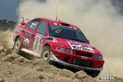 Freddy Loix - Sven Smeets
48º Acropolis Rally 2001. Mitsubishi Lancer Evo 6.5 (V2 MMR). Clasificado 9º.
Marlboro Mitsubishi Ralliart

Del 14 al 17 de Junio, Atenas, Grecia.
Superficie: tierra.

El Rally tenia un total de 1613.98 km de los que 387.41 km divididos en 20 tramos eran especiales ((uno de ellos fue cancelado SS5 Elatia de 31.40 Km).

Tomaron la salida 110 equipos, finalizaron 47.

© eWRC
@
Palabras clave: Freddy_Loix;Acropolis;Grecia;Mitsubishi;Lancer;2001