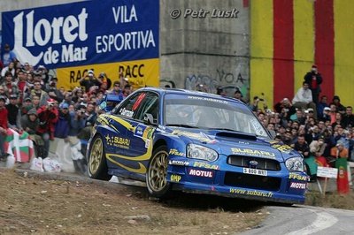 Stéphane Sarrazin - Patrick Pivato
40º Rally Catalunya - Costa Brava - Rally de España 2004. Subaru Impreza S9 WRC 03 (S 800 WRT). Clasificado 4º.

Del 29 al 31 de Octubre, Lloret de Mar, Girona, Catalunya, España.
Superficie: asfalto.

El Rally tenia un total de 1688.29 km de los que 384.08 km divididos en 20 tramos eran especiales (una de ellas fue cancelada SS10 Sant Julia 1 de 32.90 Km).

Se inscribieron 55 equipos, tomaron la salida 52, finalizaron 36.

© Petr Lusk
@
Palabras clave: Subaru;Impreza;WRC;Catalunya;España;Spain;2004;Puente_Eje