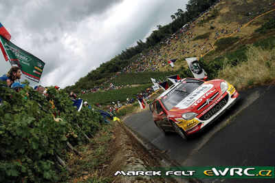 Dani Sordo - Marc Martí
25º OMV ADAC Rallye Deutschland 2006. Citroën Xsara WRC (821 DPT 78. Clasificado 2º.
Kronos Racing

Del 11 al 13 de Agosto, Trier, Rhineland-Palatinate.
Superficie: asfalto.

El Rally constaba de 3 etapas con un total de 1300.48 km de los que 349.11 km divididos en 19 tramos eran cronometrados.

Tomaron la salida 73 equipos, finalizaron 56.

© Marek Felt
@@
Palabras clave: Citroen;Xsara;WRC;Alemania;Deutschland;2006