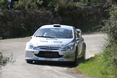 Alexandre Bengué - Caroline Escudero-Bengué
42º RallyRACC Catalunya - Costa Daurada 2006. Peugeot 307 WRC (3052 YQ 74). Clasificado 4º.
Czech RT Škoda Kopecký

Del 24 al 26 de Marzo, Salou, Tarragona, Catalunya, España.
Superficie: asfalto.

El Rally tenia un total de 1376.14 Km de los que 346.43 Km divididos en 16 tramos eran especiales.

Se inscribieron 71 equipos, tomaron la salida 66, finalizaron 56.

© Joachim Hähn
@@
Palabras clave: Peugeot;WRC;Catalunya;España;Spain;2006
