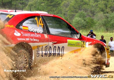 Dani Sordo - Marc Martí
53º BP Ultimate Acropolis Rally of Greece 2006. Citroën Xsara WRC (834 DPT 78). Clasificado 6º.

Del 2 al 4 de Junio, Athens.
Superficie: tierra.

El Rally constabade 3 etapas con un tenia un total de 1279.29 km de los que 355.62 km divididos en 18 tramos eran cronometrados.

Se inscribieron 91 equipos, tomaron la salida 84, finalizaron 69.

© Kostas Anagnostopoulos
@@
