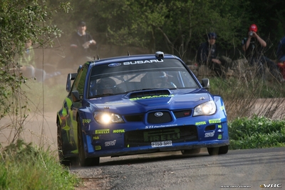 Petter Solberg - Phil Mills
42º RallyRACC Catalunya - Costa Daurada 2006. Subaru Impreza S12 WRC '06 (FT55 SRT). Clasificado 7º.
Subaru World Rally Team

Del 24 al 26 de Marzo, Salou, Tarragona, Catalunya, España.
Superficie: asfalto.

El Rally tenia un total de 1,376.14 Km de los que 346.43 Km divididos en 16 tramos eran especiales.

Se inscribieron 71 equipos, tomaron la salida 66, finalizaron 56.

© Joachim Hähn
@@
Palabras clave: Subaru;Impreza;WRC;Catalunya;España;Spain;2006