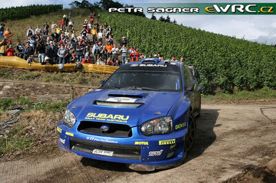 Chris Atkinson - Glenn Macneall
25º OMV ADAC Rallye Deutschland 2006. Subaru Impreza S11 WRC '05 (JC54 WRC). Clasificado 8º.
Red Bull Skoda

Del 11 al 13 de Agosto, Trier, Rhineland-Palatinate.
Superficie: asfalto.

El Rally constaba de 3 etapas con un total de 1300.48 km de los que 349.11 km divididos en 19 tramos eran cronometrados.

Tomaron la salida 73 equipos, finalizaron 56.

© Petr Sagner
@@
Palabras clave: Subaru;Impreza;WRC;Alemania;2006
