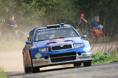Gilles Panizzi - Hervé Panizzi
42º RallyRACC Catalunya - Costa Daurada 2006. Skoda Fabia WRC (4S5 3382). Clasificado 10º.
Red Bull Skoda

Del 24 al 26 de Marzo, Salou, Tarragona, Catalunya, España.
Superficie: asfalto.

El Rally tenia un total de 1,376.14 Km de los que 346.43 Km divididos en 16 tramos eran especiales.

Se inscribieron 71 equipos, tomaron la salida 66, finalizaron 56.

© Joachim Hähn
@@
Palabras clave: Skoda;Fabia;WRC;Catalunya;España;Spain;2006