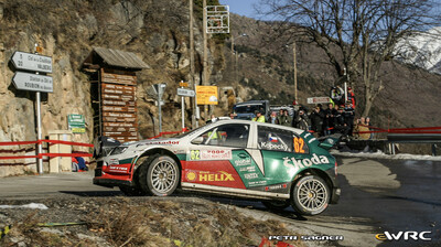 Jan Kopecký - Filip Schovánek
74º Rallye Automobile de Monte-Carlo 2006. Skoda Fabia WRC (4S8 9174). Clasificado 11º.
Czech RT Škoda Kopecký

Del 20 al 22 de Enero, Monaco.
Superficie: asfalto - nieve.

El Rally tenia un total de 1294.89 Km de los que 366.39 km divididos en 18 tramos eran especiales, (2 de ellas fueron canceladas SS3 Pierlas - Ilonse 1 de 23.22 Km y SS11 La Tour sur Tinee - Utelle 2 de 18.73 Km).

Se inscribieron 53 equipos, tomaron la salida 51, finalizaron 43.

© Petr Sagner
@@
Palabras clave: Skoda;Fabia;WRC;Montecarlo;2006
