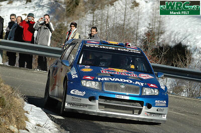 Andreas Aigner - Timo Gottschalk
74º Rallye Automobile de Monte-Carlo 2006. Škoda Fabia WRC (4S5 3381). Clasificado 13º.
Red Bull Skoda

Del 20 al 22 de Enero, Monaco.
Superficie: asfalto - nieve.

El Rally tenia un total de 1294.89 Km de los que 366.39 km divididos en 18 tramos eran especiales, (2 de ellas fueron canceladas SS3 Pierlas - Ilonse 1 de 23.22 Km y SS11 La Tour sur Tinee - Utelle 2 de 18.73 Km).

Se inscribieron 53 equipos, tomaron la salida 51, finalizaron 43.

© Marek Felt
@@
Palabras clave: Skoda;Fabia;WRC;Montecarlo;2006